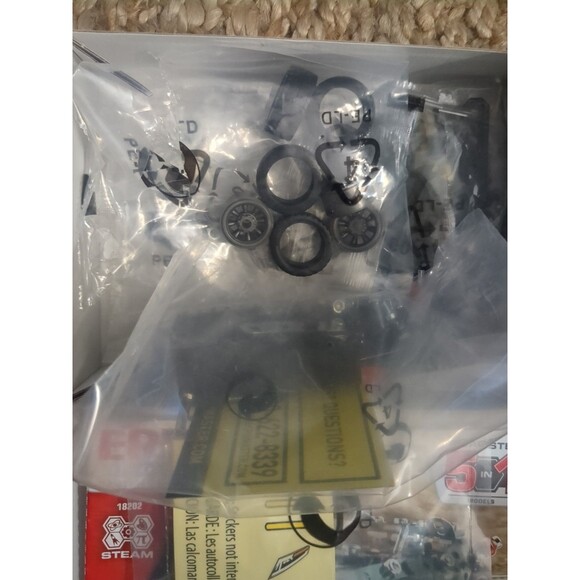 Erector by Meccano Engineering & Robotics 18202 5-in-1 Roadster Model Lvl 2 NIB - Picture 7 of 8